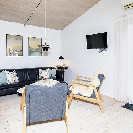 Cxviii Hotel Hals